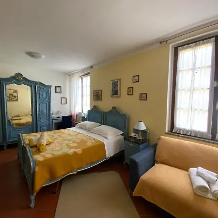 Aurora בית הארחה 3*