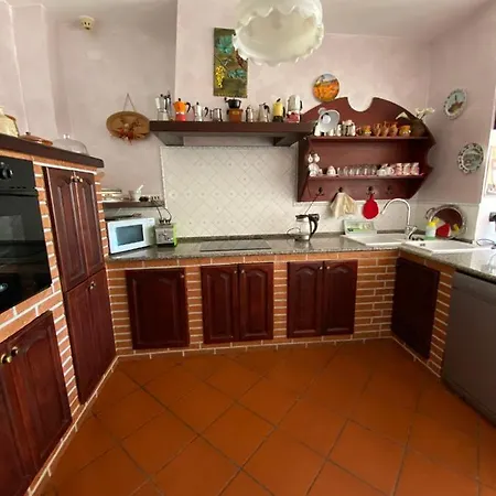 בית הארחה Aurora 3*