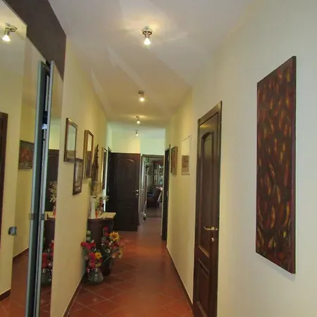 Aurora בית הארחה 3*